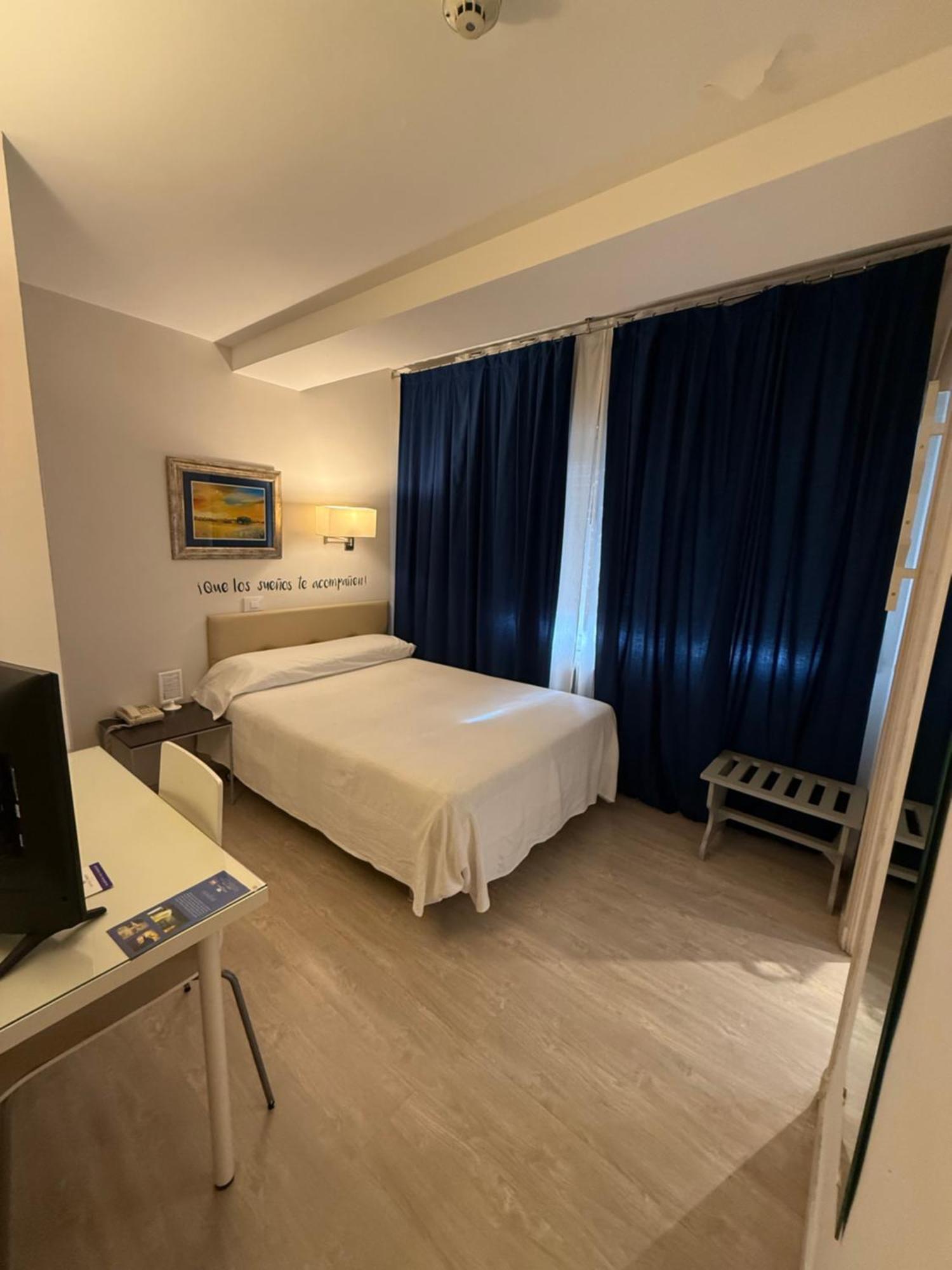 Hotel Virrey Arnedo Luaran gambar