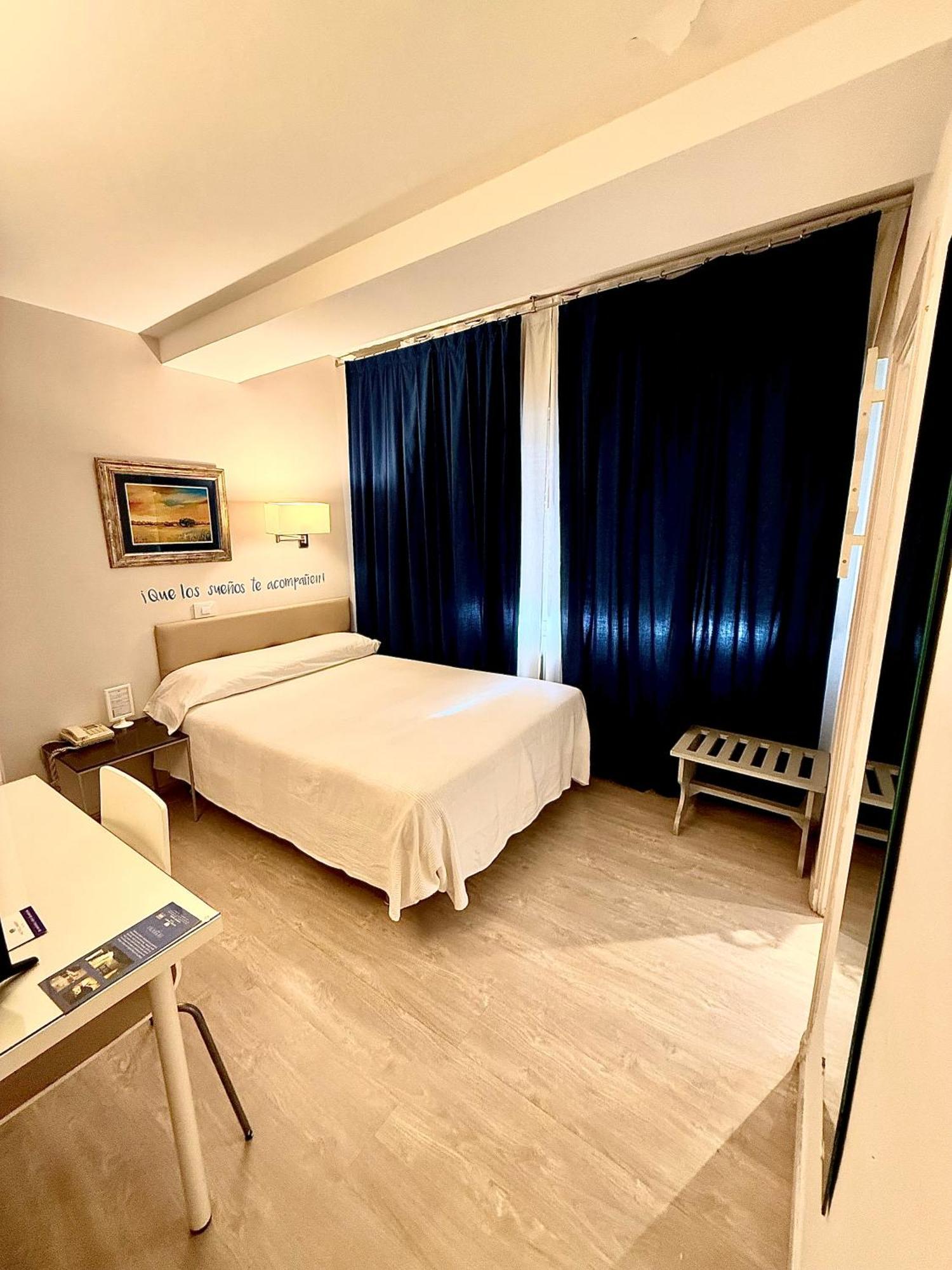 Hotel Virrey Arnedo Luaran gambar