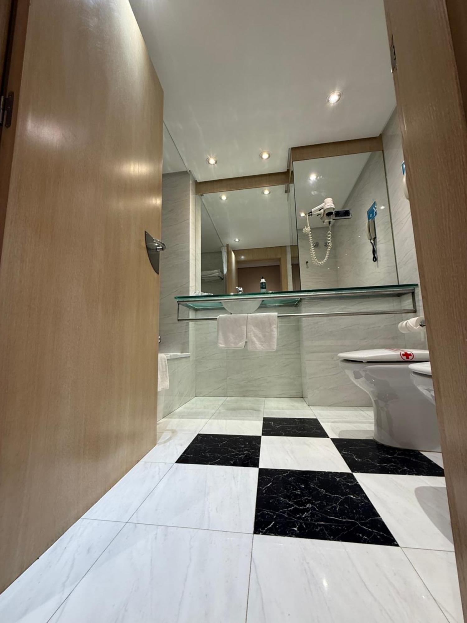 Hotel Virrey Arnedo Luaran gambar