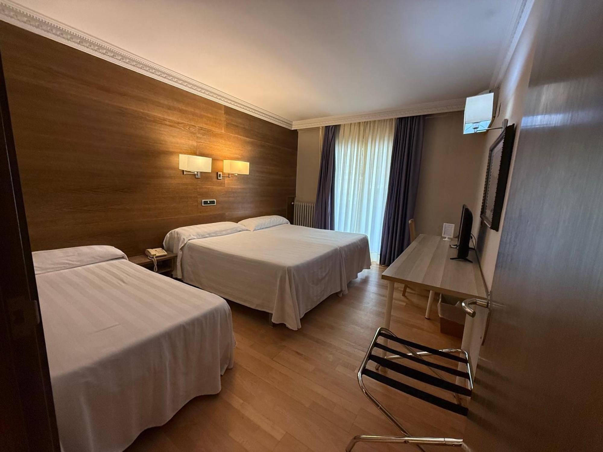 Hotel Virrey Arnedo Luaran gambar